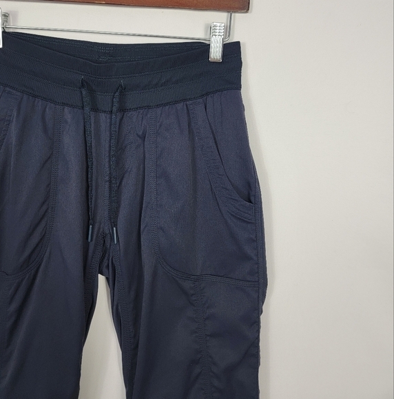 North Face women's size Small pants - Picture 4 of 8